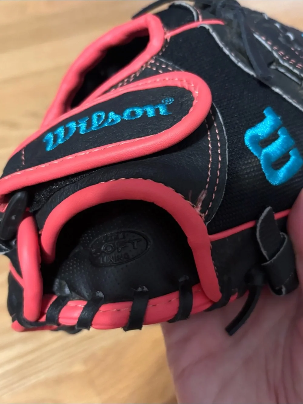 Wilson fastpitch softball